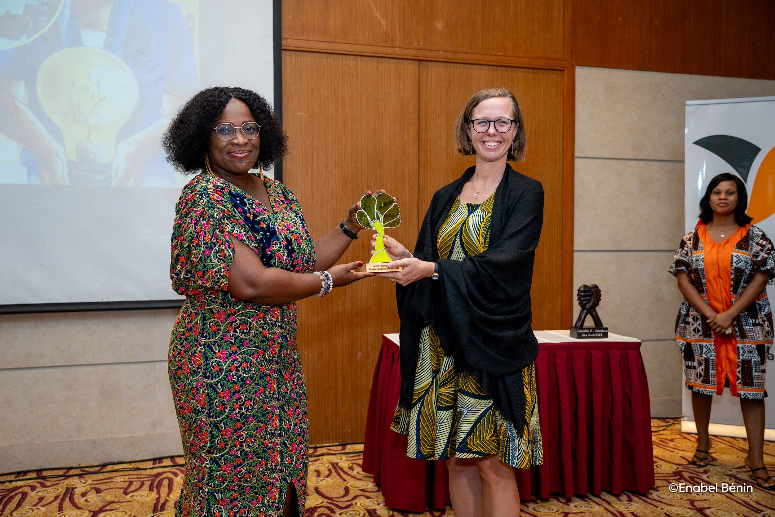 Asmahan Ilian Sinokrot, winner of the Awa Prize 2022.